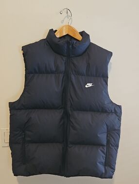 Nike BLACK Puffer Vest with Nike White Logo